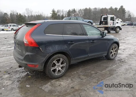 2013 Volvo Xc60 T6/T6 Platinum/T6 Premier Plus/T6 R-Design/T6 R-Design Platinum/T6 R-Design Premier Plus из США, поврежденный, VIN YV4902DZ7D2382630